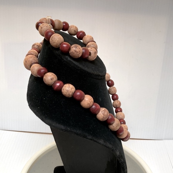 Cork and Wood Beaded Stretchy Necklace and Bracelet Cranberry Red and Cork Set - Picture 5 of 9